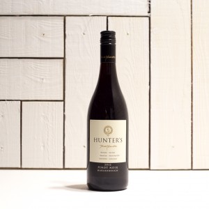 Hunters Pinot Noir 2022 - £18.75 - Experience Wine